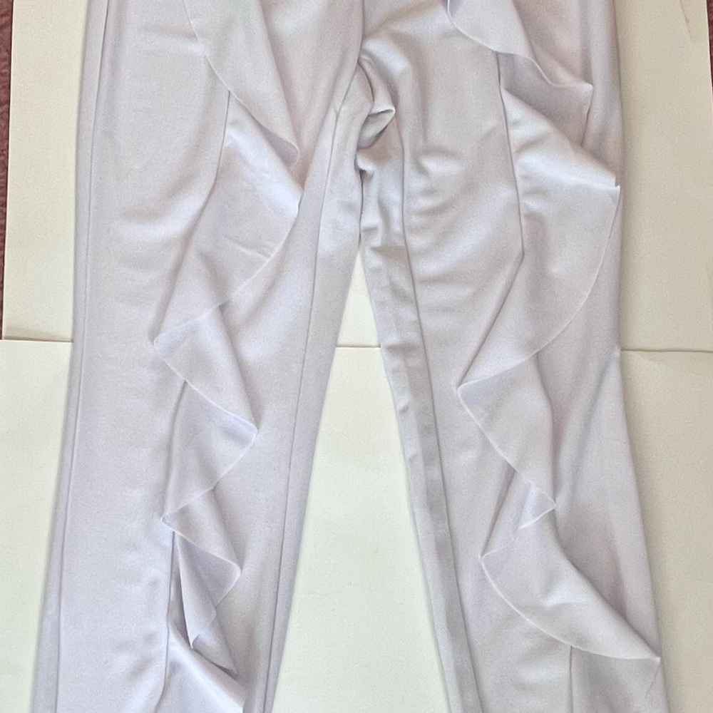 Elegant White Ruffle Pants - Picture 6 of 6
